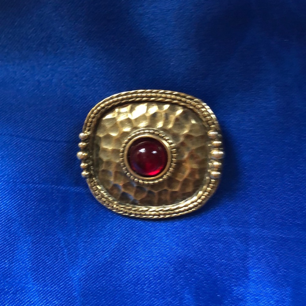 Pin/Brooch gold tone with red stone